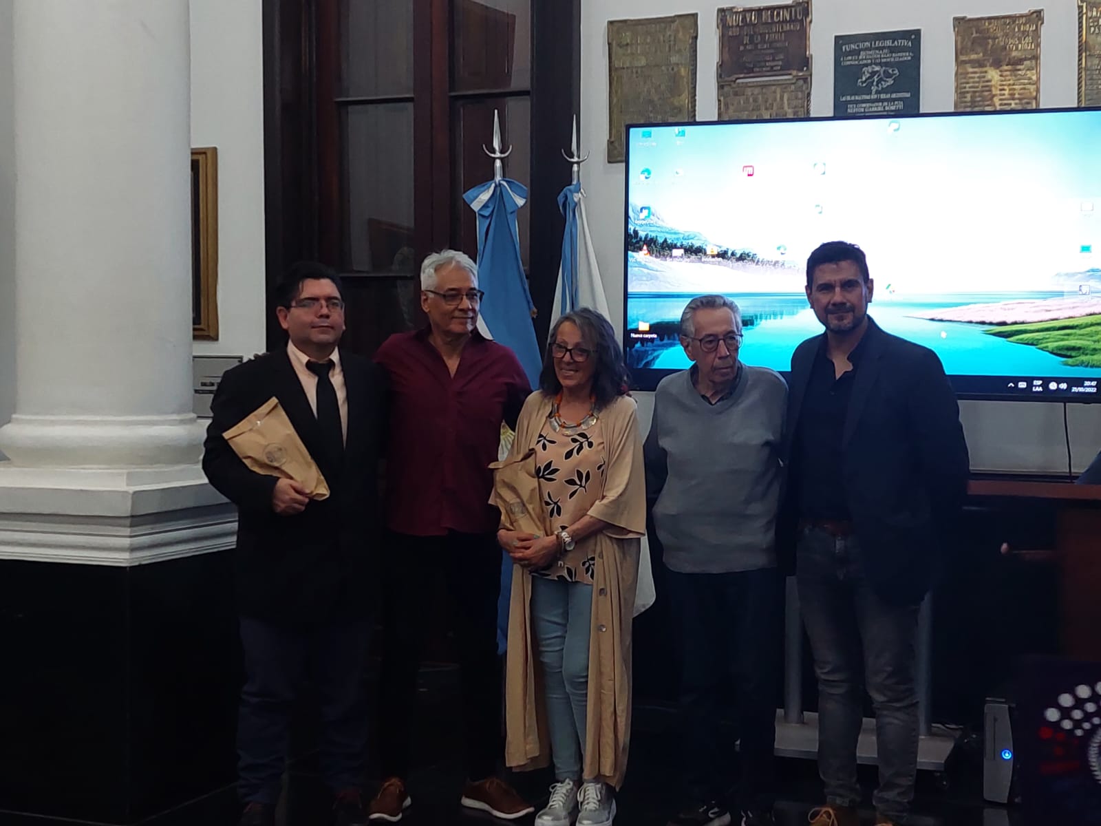 La Legislatura concretó el homenaje “Madres Poetas por Hijos Poetas” La Legislatura concretó el homenaje “Madres Poetas por Hijos Poetas”