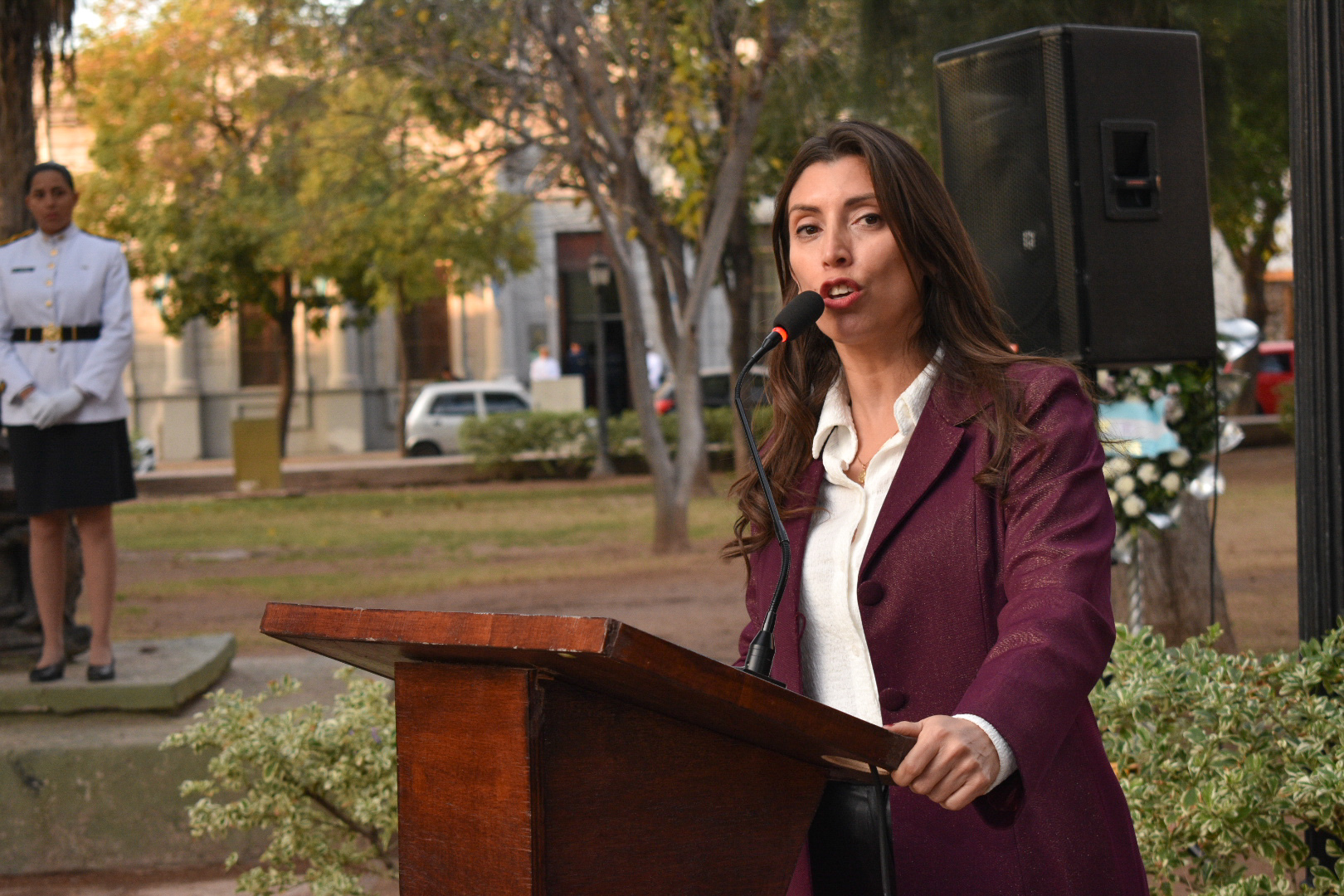 Florencia López agradeció el acompañamiento del personal de la Función Legislativa Florencia López agradeció el acompañamiento del personal de la Función Legislativa