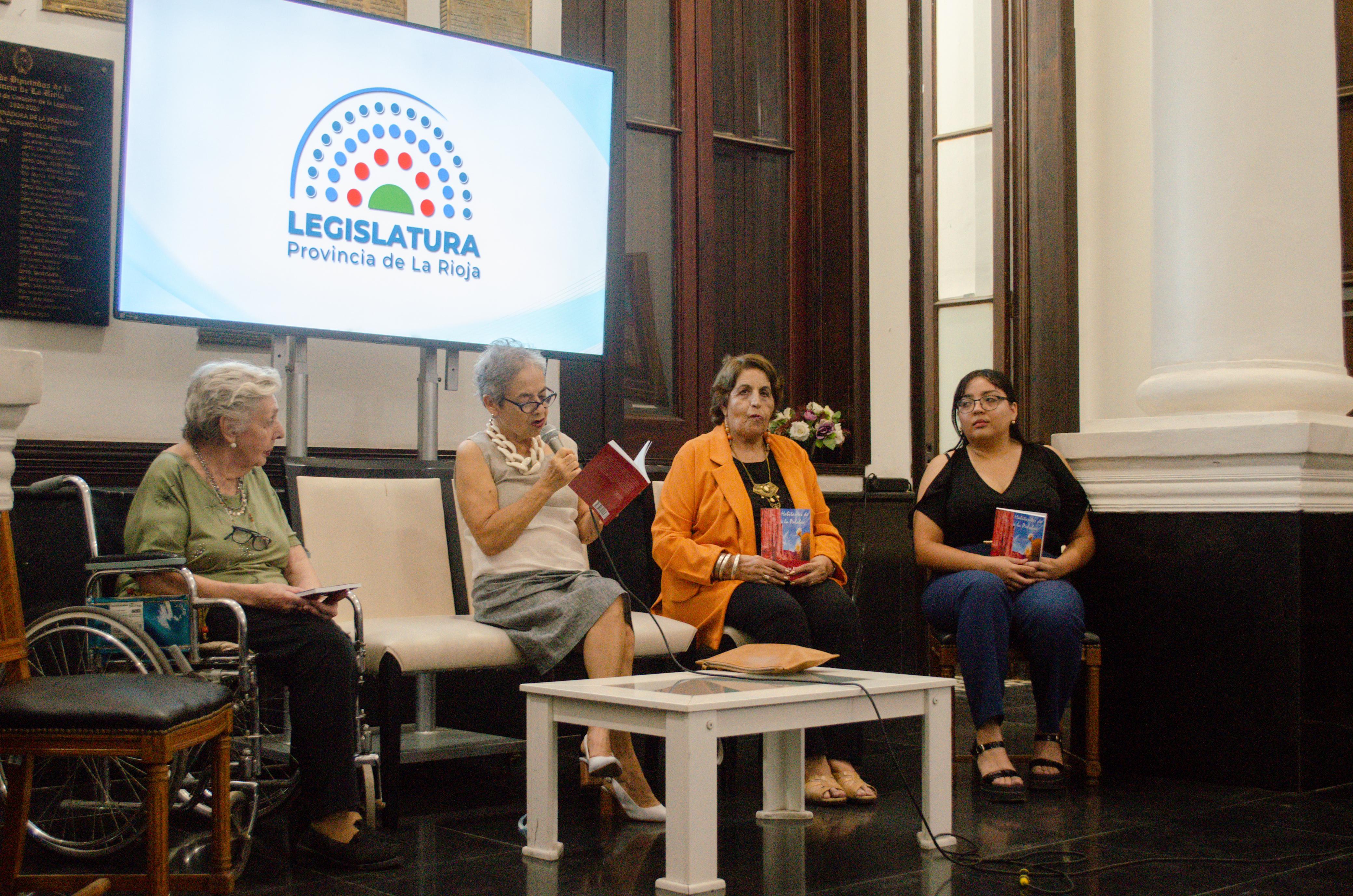 Se presentó en la Legislatura la Antología Poética -Habitantes de la Palabra-