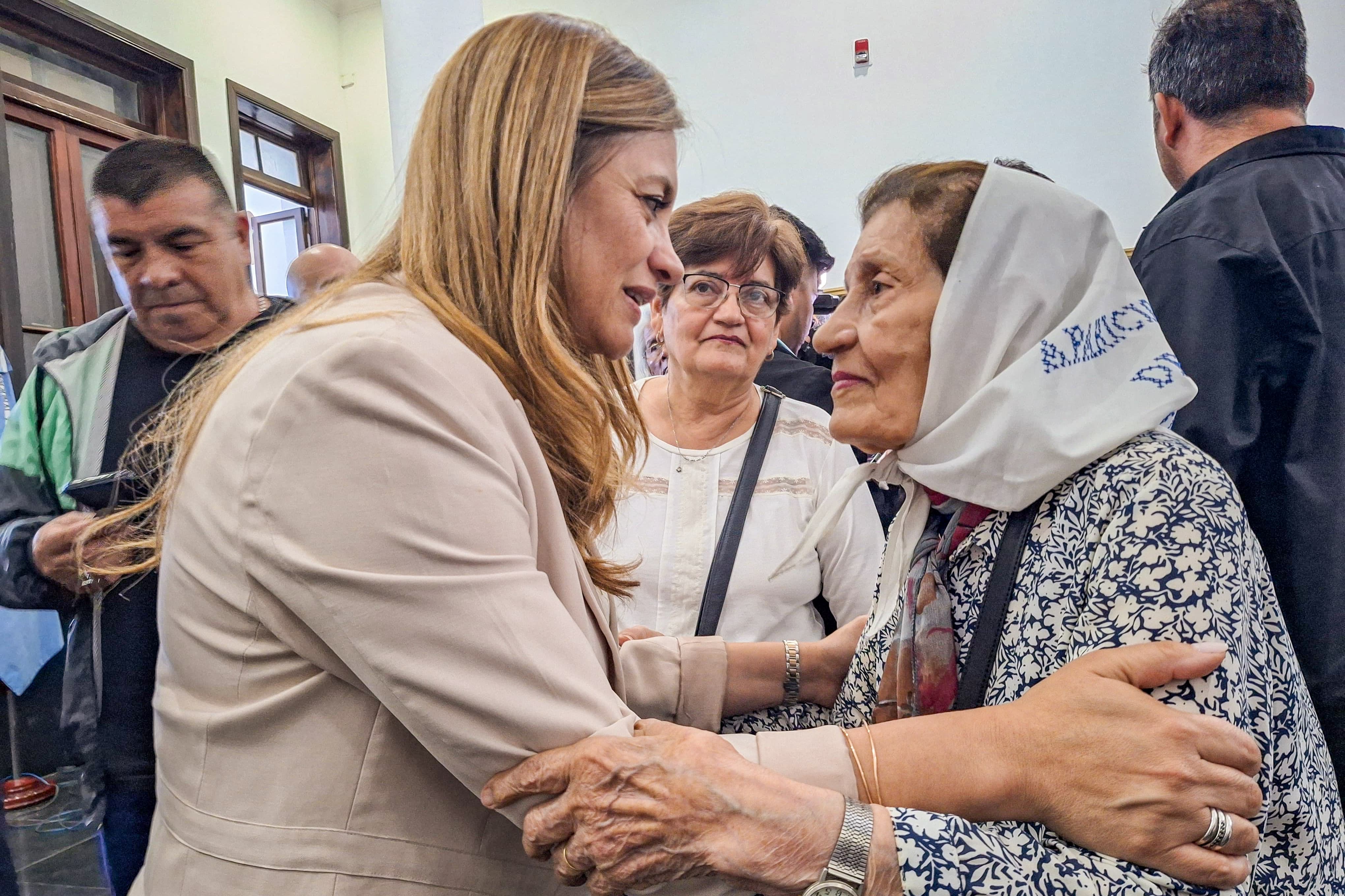 La Legislatura reconoció a Madres de Plaza de Mayo