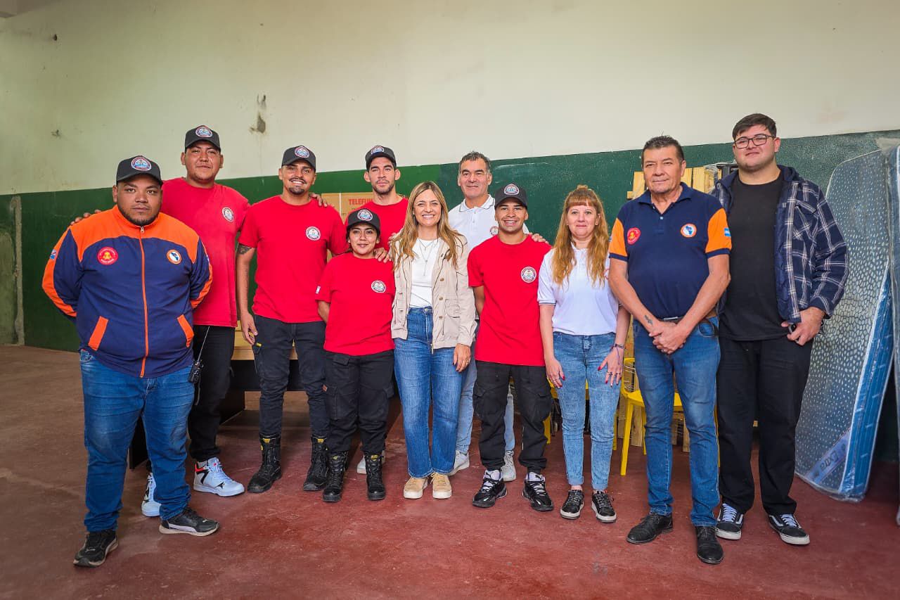 Fortalecen el trabajo de los Bomberos Voluntarios con una nueva base operativa en Anillaco Fortalecen el trabajo de los Bomberos Voluntarios con una nueva base operativa en Anillaco