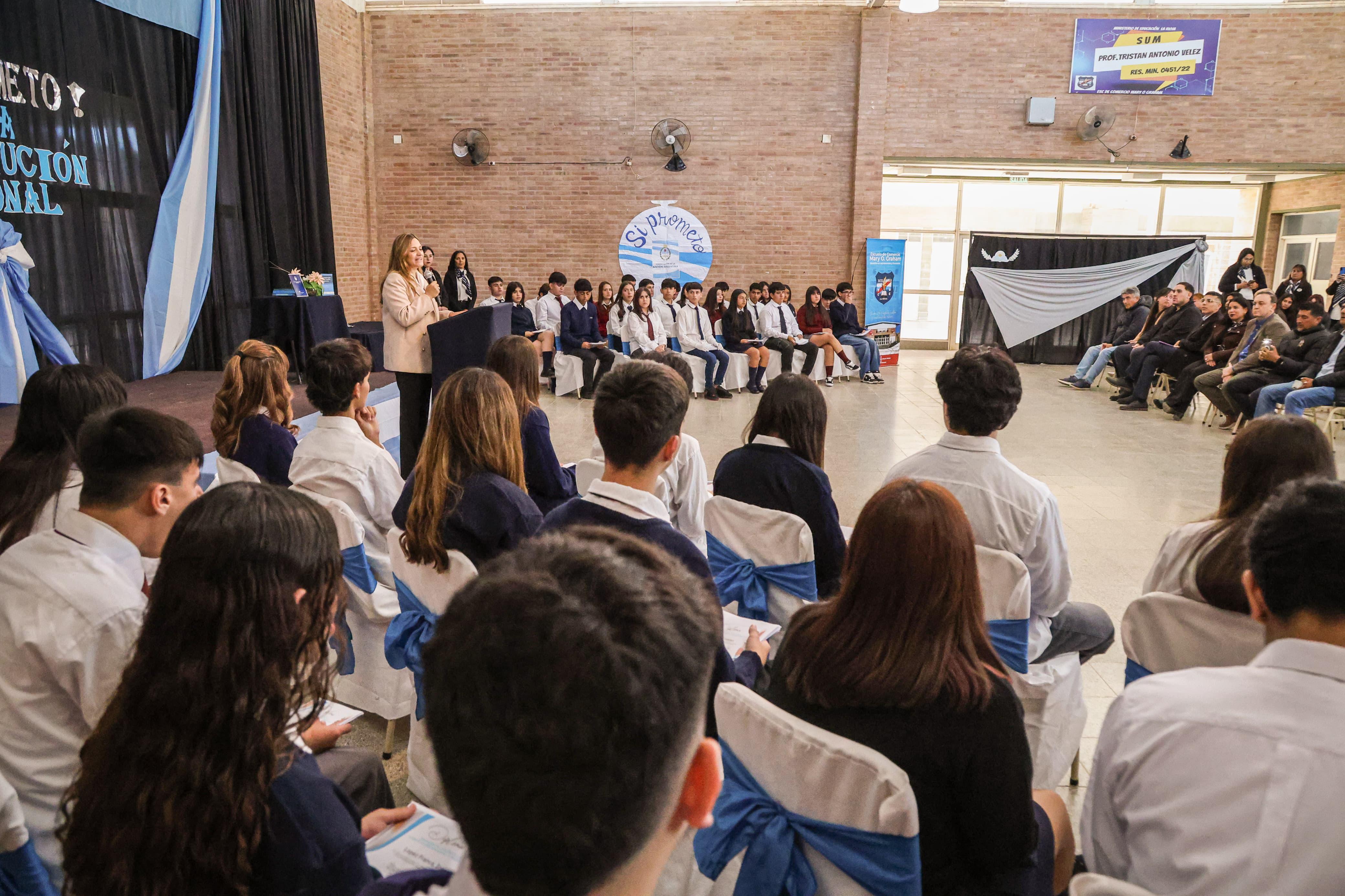 General Ortiz de Ocampo: jóvenes prometieron lealtad a la Constitución